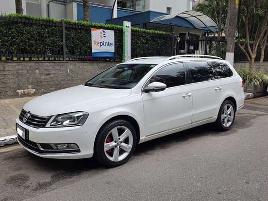 VOLKSWAGEN-PASSAT VARIANT-2.0 TSI 16V 211CV GASOLINA 4P AUTOMÁTICO VOLKSWAGEN-PASSAT VARIANT-2011