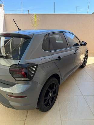VOLKSWAGEN-POLO-2023