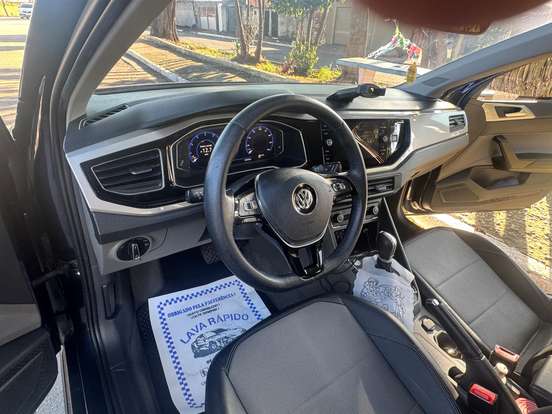VOLKSWAGEN-POLO-1.0 200 TSI HIGHLINE AUTOMÁTICO VOLKSWAGEN-POLO-2019