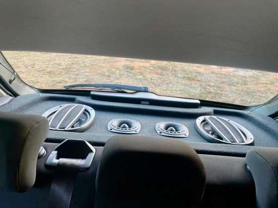 VOLKSWAGEN-POLO-2018