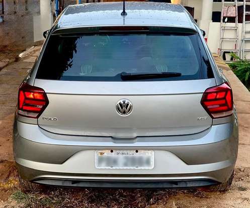VOLKSWAGEN-POLO-2018