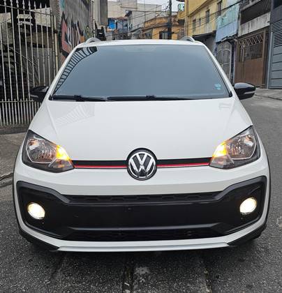 VOLKSWAGEN UP 1.0 170 TSI TOTAL FLEX XTREME 4P MANUAL