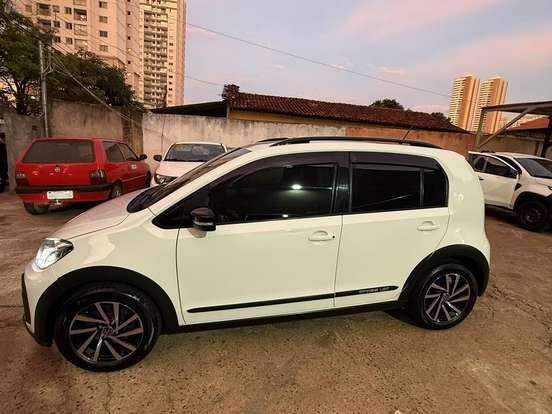 VOLKSWAGEN-UP-1.0 TSI PEPPER 12V FLEX 4P MANUAL VOLKSWAGEN-UP-2017