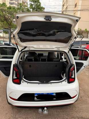 VOLKSWAGEN-UP-2017