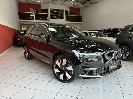 VOLVO XC60 2.0 T8 RECHARGE ULTRA AWD GEARTRONIC VOLVO XC60 2.0 T8 RECHARGE ULTRA AWD GEARTRONIC