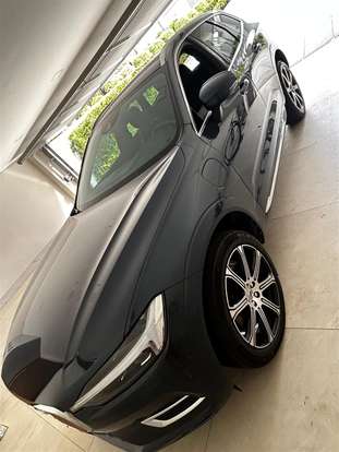 VOLVO-XC60-2021