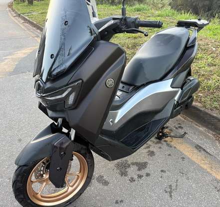 YAMAHA-NMAX CONNECTED 160 ABS-2025