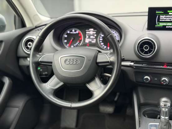 AUDI-A3-2015