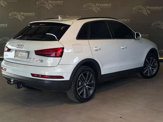 AUDI-Q3-2016