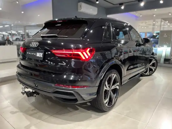 AUDI-Q3-2.0 40 TFSI GASOLINA PERFORMANCE BLACK QUATTRO TIPTRONIC AUDI-Q3-2024