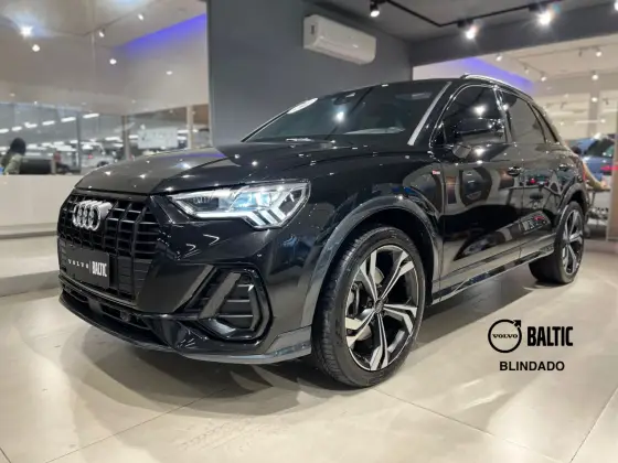 AUDI Q3 2.0 40 TFSI GASOLINA PERFORMANCE BLACK QUATTRO TIPTRONIC AUDI Q3 2.0 40 TFSI GASOLINA PERFORMANCE BLACK QUATTRO TIPTRONIC