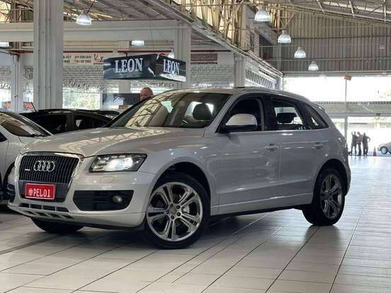 AUDI-Q5-2011