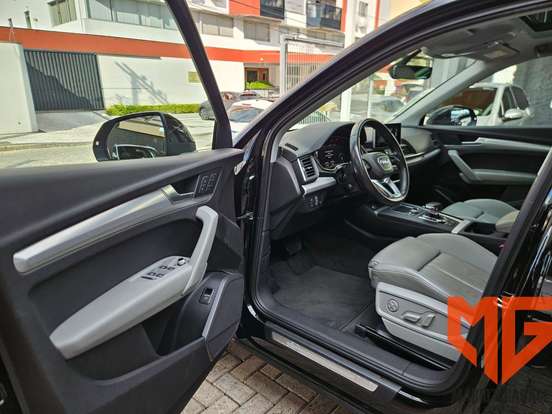 AUDI-Q5-2017