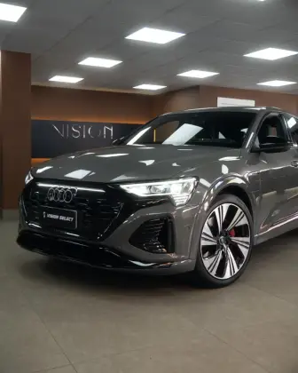 AUDI Q8 E-TRON 55 ELÉTRICO SPORTBACK LAUNCH EDITION QUATTRO AUDI Q8 E-TRON 55 ELÉTRICO SPORTBACK LAUNCH EDITION QUATTRO