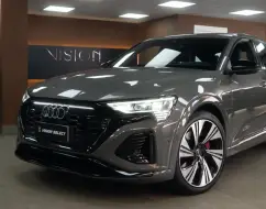 AUDI Q8 E-TRON 55 ELÉTRICO SPORTBACK LAUNCH EDITION QUATTRO AUDI Q8 E-TRON 55 ELÉTRICO SPORTBACK LAUNCH EDITION QUATTRO