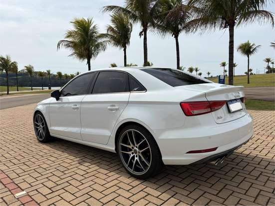 AUDI-A3-2017