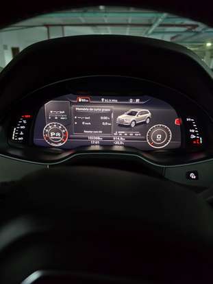 AUDI-Q7-2015