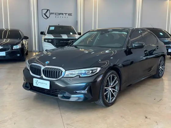 BMW 320i 2.0 16V TURBO GASOLINA SPORT GP AUTOMÁTICO BMW 320i 2.0 16V TURBO GASOLINA SPORT GP AUTOMÁTICO