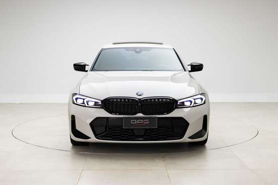 BMW-320i-2024