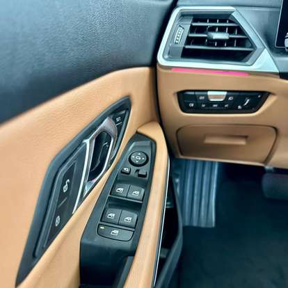 BMW-320i-2024