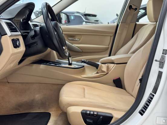 BMW-320i-2.0 16V TURBO GASOLINA 4P AUTOMÁTICO BMW-320i-2012