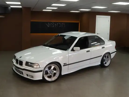 BMW-328i-2.8 SEDAN 24V GASOLINA 4P AUTOMÁTICO BMW-328i-1996