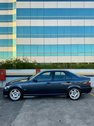 BMW-328i-1998