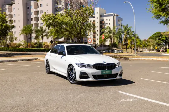 BMW 330e 2.0 16V TURBO HÍBRIDO M SPORT AUTOMÁTICO BMW 330e 2.0 16V TURBO HÍBRIDO M SPORT AUTOMÁTICO