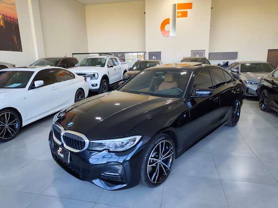BMW-330e-2020
