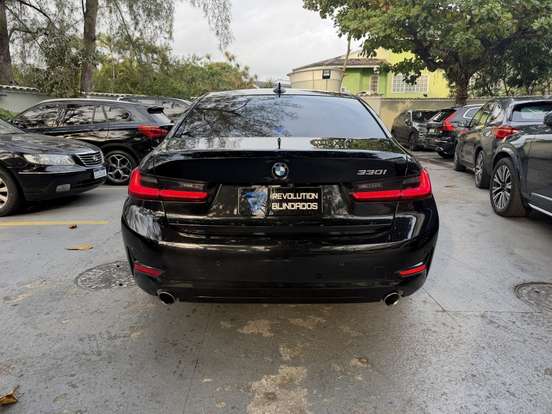 BMW-330i-2019