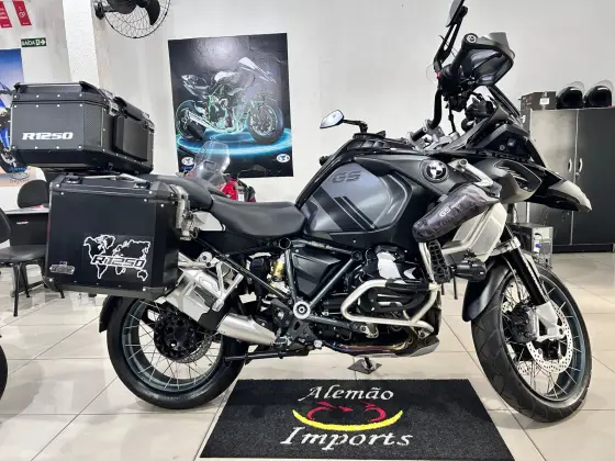 BMW R 1250 GS ADVENTURE TRIPLE BLACK BMW R 1250 GS ADVENTURE TRIPLE BLACK