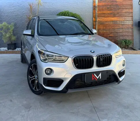 BMW X1 2.0 16V TURBO ACTIVEFLEX SDRIVE20I 4P AUTOMÁTICO BMW X1 2.0 16V TURBO ACTIVEFLEX SDRIVE20I 4P AUTOMÁTICO
