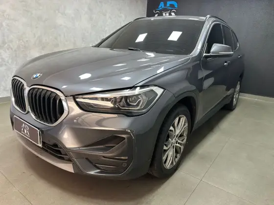 BMW X1 2.0 16V TURBO ACTIVEFLEX SDRIVE20I GP 4P AUTOMÁTICO BMW X1 2.0 16V TURBO ACTIVEFLEX SDRIVE20I GP 4P AUTOMÁTICO