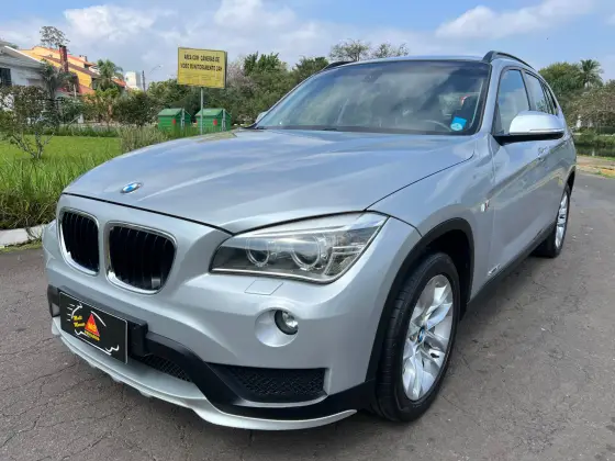 BMW X1 2.0 16V TURBO ACTIVEFLEX SDRIVE20I X-LINE 4P AUTOMÁTICO