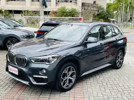 BMW-X1-2.0 16V TURBO ACTIVEFLEX SDRIVE20I X-LINE 4P AUTOMÁTICO BMW-X1-2019