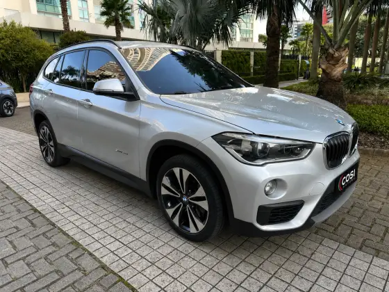 BMW X1 2.0 16V TURBO GASOLINA SDRIVE20I GP 4P AUTOMÁTICO BMW X1 2.0 16V TURBO GASOLINA SDRIVE20I GP 4P AUTOMÁTICO