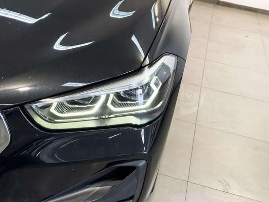 BMW-X1-2021