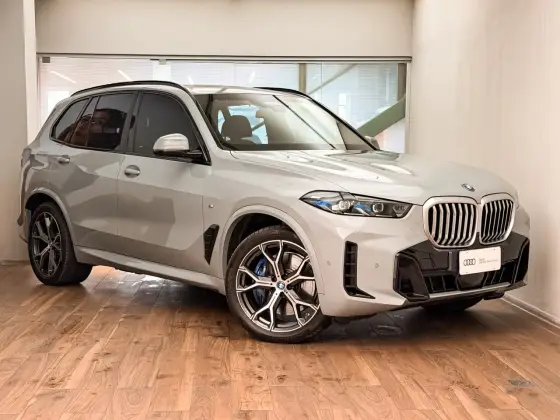 BMW X5 3.0 I6 TURBO HÍBRIDO XDRIVE50E M SPORT AUTOMÁTICO BMW X5 3.0 I6 TURBO HÍBRIDO XDRIVE50E M SPORT AUTOMÁTICO