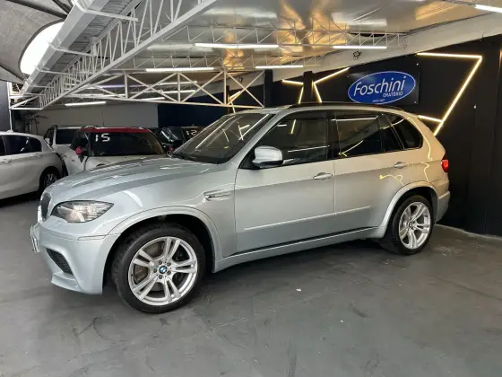 BMW X5 4.4 M V8 32V BI-TURBO GASOLINA 4P AUTOMATICO BMW X5 4.4 M V8 32V BI-TURBO GASOLINA 4P AUTOMATICO