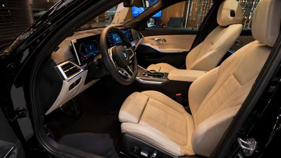 BMW-320i-2026