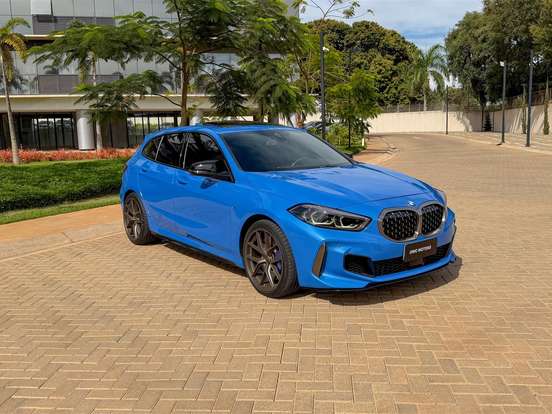 BMW-M 135i-2.0 16V TURBO GASOLINA XDRIVE AUTOMÁTICO BMW-M 135i-2019