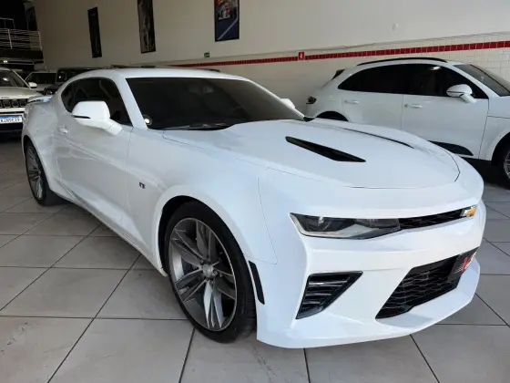 CHEVROLET CAMARO 6.2 V8 GASOLINA SS AUTOMÁTICO CHEVROLET CAMARO 6.2 V8 GASOLINA SS AUTOMÁTICO