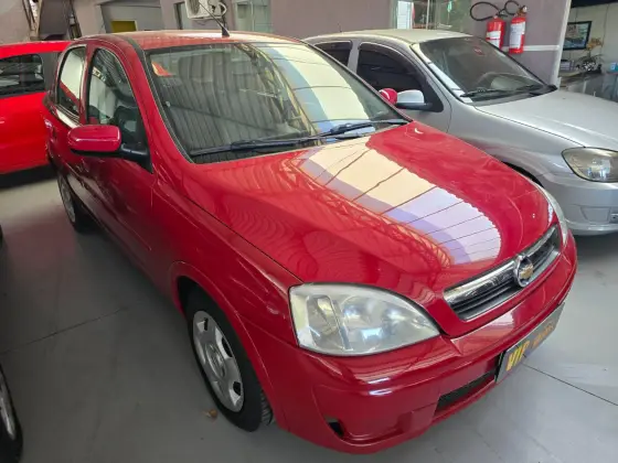 CHEVROLET CORSA 1.4 MPFI PREMIUM SEDAN 8V FLEX 4P MANUAL CHEVROLET CORSA 1.4 MPFI PREMIUM SEDAN 8V FLEX 4P MANUAL
