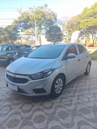 CHEVROLET ONIX 1.0 MPFI JOY 8V FLEX 4P MANUAL CHEVROLET ONIX 1.0 MPFI JOY 8V FLEX 4P MANUAL