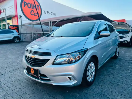 CHEVROLET ONIX 1.0 MPFI JOY 8V FLEX 4P MANUAL CHEVROLET ONIX 1.0 MPFI JOY 8V FLEX 4P MANUAL