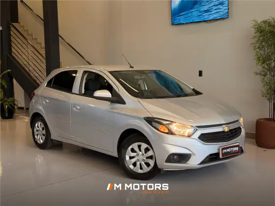 CHEVROLET ONIX 1.0 MPFI LT 8V FLEX 4P MANUAL CHEVROLET ONIX 1.0 MPFI LT 8V FLEX 4P MANUAL