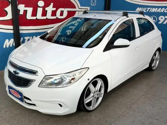 CHEVROLET ONIX 1.0 MPFI LT 8V FLEX 4P MANUAL CHEVROLET ONIX 1.0 MPFI LT 8V FLEX 4P MANUAL