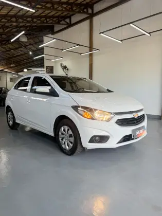 CHEVROLET ONIX 1.0 MPFI LT 8V FLEX 4P MANUAL CHEVROLET ONIX 1.0 MPFI LT 8V FLEX 4P MANUAL