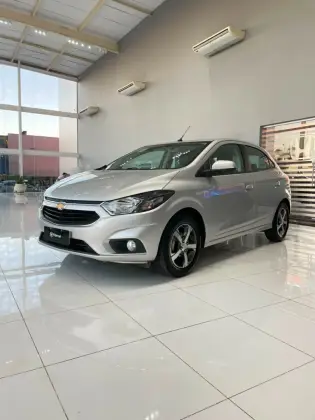 CHEVROLET ONIX 1.4 MPFI LTZ 8V FLEX 4P AUTOMÁTICO CHEVROLET ONIX 1.4 MPFI LTZ 8V FLEX 4P AUTOMÁTICO