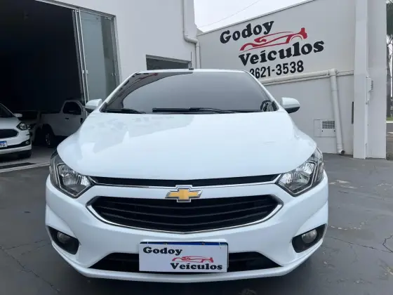 CHEVROLET ONIX 1.4 MPFI LTZ 8V FLEX 4P AUTOMÁTICO CHEVROLET ONIX 1.4 MPFI LTZ 8V FLEX 4P AUTOMÁTICO